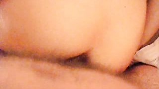 Moglie casalinga lo vuole in culo