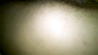 La sodomizzo e le vengo nel culo mentre dorme