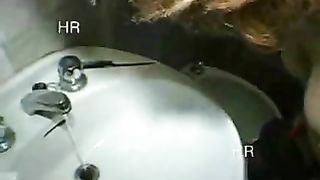 65enne ninfomane sedotta e scopata da 2 giovani