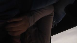 Ancora un pompino in macchina