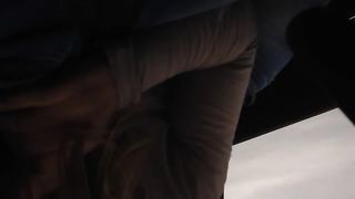 Ancora un pompino in macchina