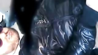 Prostituta napoletana mi spompina in auto