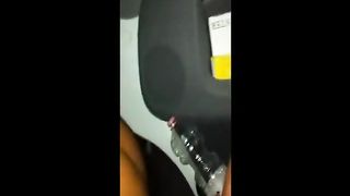 Faccio scopare la mia fidanzata fuori dalla discoteca