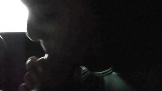 Pompino in auto da amica tettona foggiana