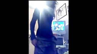 Le mie amiche si cambiano davanti a me