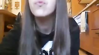 Che ne dite del mio culo ? e della mia bocca ?