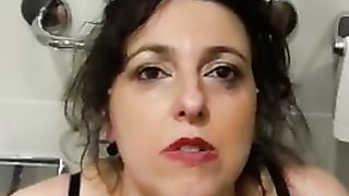 Tesoro MI DAI IL TUO PISCIO DA BERE stasera ?