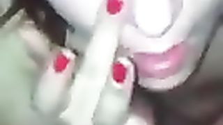 Brava SEI PROPRIO UNA ZOCCOLA DI MERDA !!!