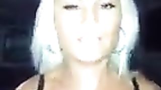 Ho bisogno DI CAZZO...