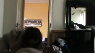 Francy succhia e lecca la sborra