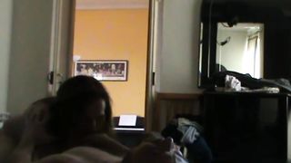 Francy succhia e lecca la sborra