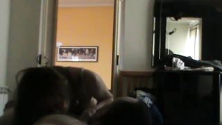 Francy succhia e lecca la sborra