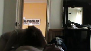 Francy succhia e lecca la sborra