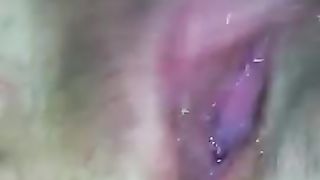 Amica di CoppiaGiocosa si masturba e si sditalina