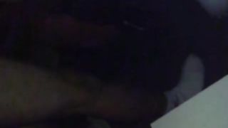 Mia moglie si fa scopare da 2 uomini nel Privè