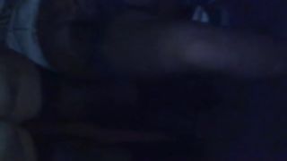 Mia moglie si fa scopare da 2 uomini nel Privè