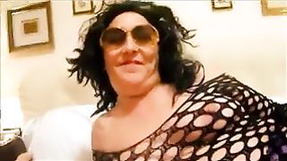 Anteprima del video: Vi presento quella troia di Ofelia