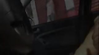 La cinesina si eccita guardandomi segare