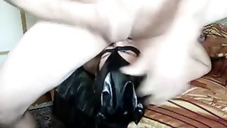 APRI LA BOCCA schifosa e METTIMI 2 DITA NEL CULO