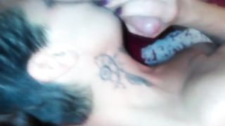 Gioca col mio cazzo e con le mie palle