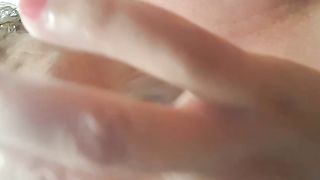 Mia moglie si tocca la fica