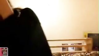 Teen italiana mostra le sue enormi tette