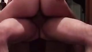 Anteprima del video: Cavalcata in cucina