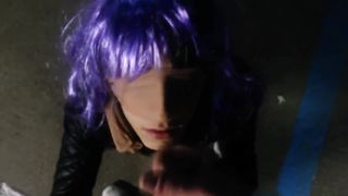 Mi faccio scopare da uno sconosciuto in un parcheggio