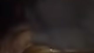 Mia moglie spompina in un bar di Napoli