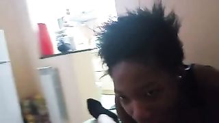 Amica dominicana mi spompina durante la partita