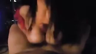 CIUCCIA e poi METTILO IN MEZZO ALLE TETTE !!!