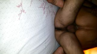 Moglie scopata e inculata da un Amico