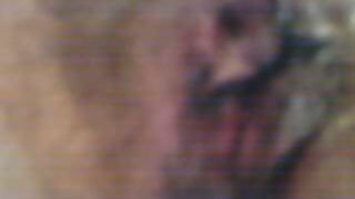 Leccata di una passera pelosa