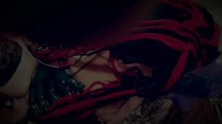 Eva La Pazza Si Beve la sua pisciata