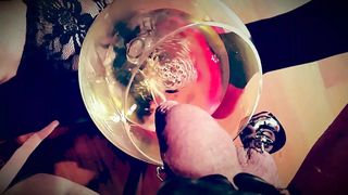 Anteprima del video: Eva La Pazza Si Beve la sua pisciata