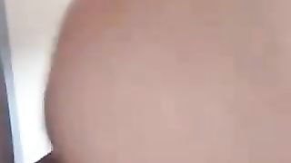 GODO COME UN VACCA col dildo su per il culo !!!