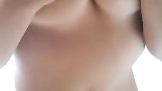 Nuda solo per voi porconi...che ne pensate ?