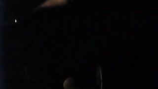 Porcate in macchina con prostituta di colore