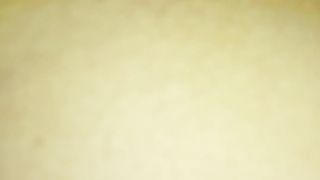 Inculo mia moglie mentre lei lo succhia a 1 amico