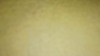 Inculo mia moglie mentre lei lo succhia a 1 amico