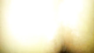 La figa di mia moglie scorreggia...