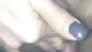 TOCCATELA mentre ti scopo e ti sborro !!!