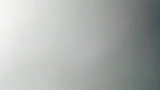 Lecco la fregna della mia troietta