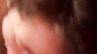 Brava...COME SUCCHIA BENE LA MIA CAGNOLINA !!!