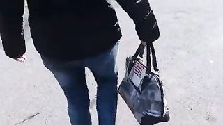 Rimorchio una tipa al bar e me la scopo