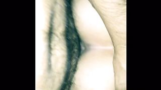 La scopo da dietro e lei lo prende tutto