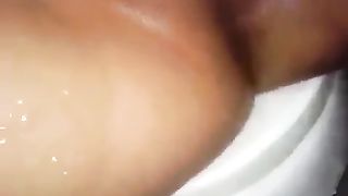 Amo sgrillettarmi e squirtare!!!!