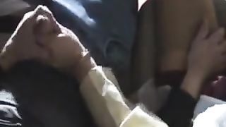 Io e mia moglie porcheggiamo guardando un film porno