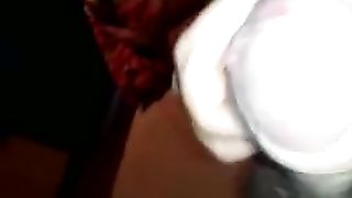 Leva questa mano CHE TE LO DEVO SUCCHIARE !!!