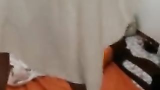 Bella puttana napoletana si diverte in compagnia